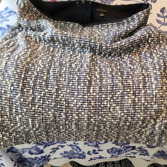 Ann Taylor size 10 skirt - Picture 7 of 7